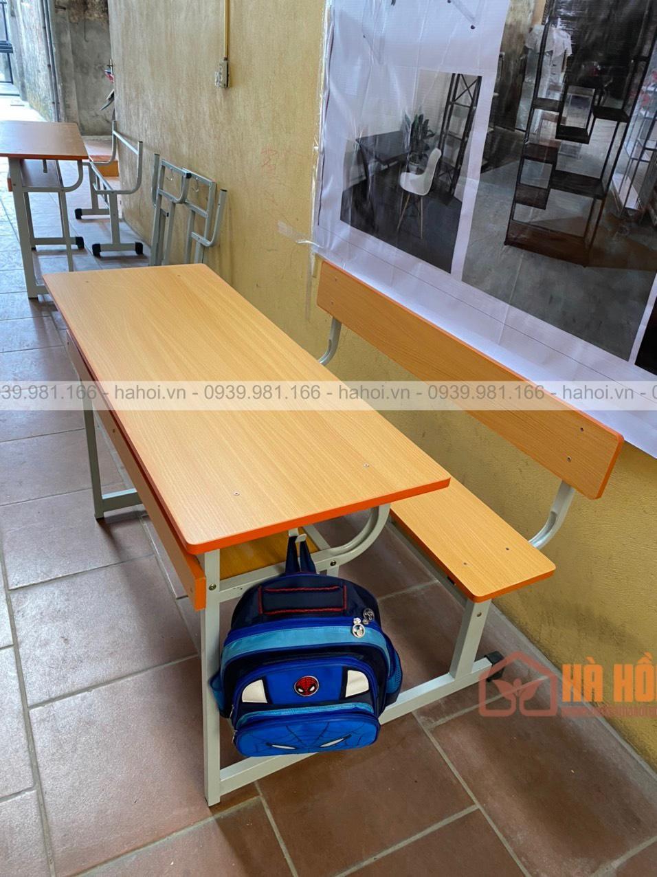 bộ-bàn-ghế-hoc-sinh-liền-có-tựa