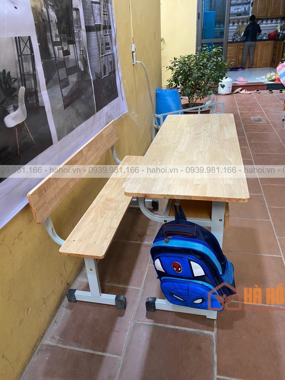 Bộ bàn học sinh rời ghế có tựa gỗ cao su BHS5A
