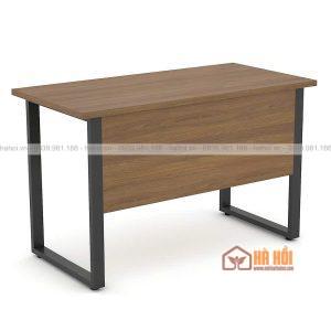 Bàn làm việc chân sắt có yếm BLV10