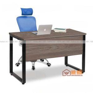 Bàn làm việc chân sắt có yếm BLV10