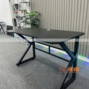 Bàn gaming chữ K thường
